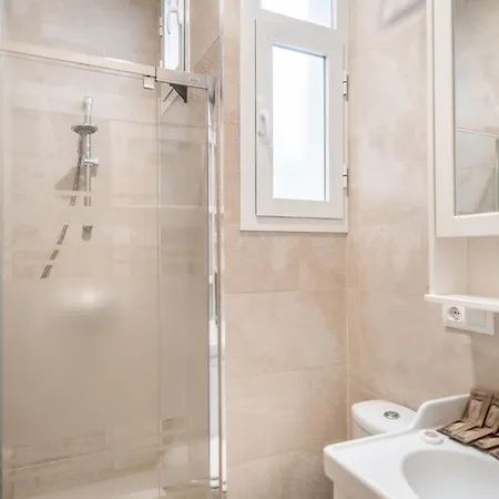 Apartamento Beautiful And Bright- 1bd 1bth- Center